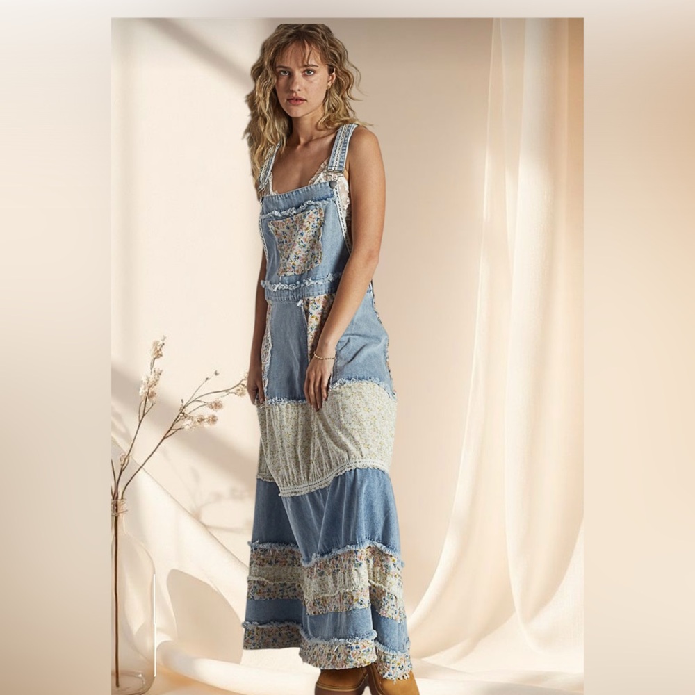 POL Denim Patchwork Maxi Dress with Floral Panels - Picture 4 of 10